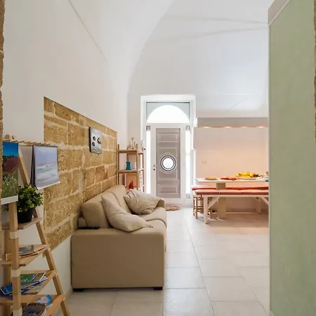 ゲストハウス La Casa Dei Venti 2*